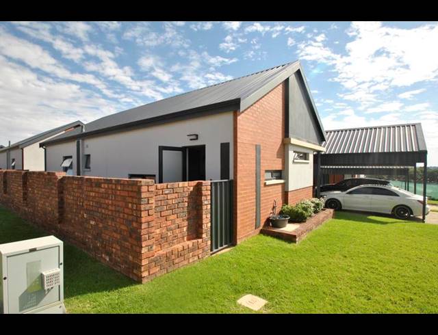 3 BEDROOM HOUSE FOR SALE IN NORTH RIDING